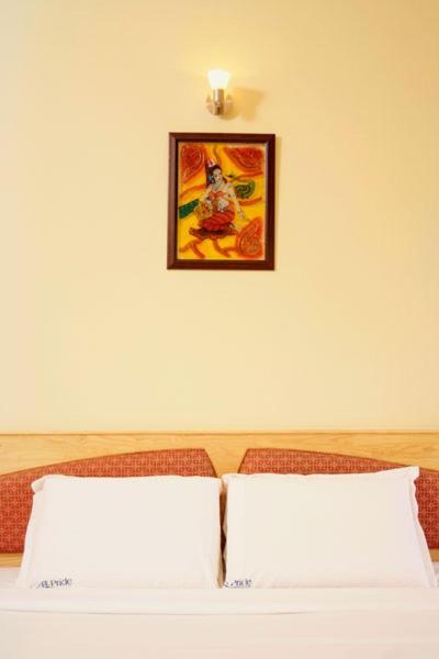 P R Pride Inn Pondicherry Exterior photo