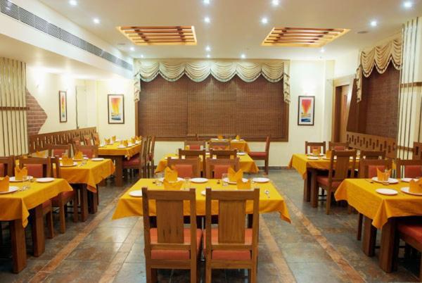 P R Pride Inn Pondicherry Exterior photo